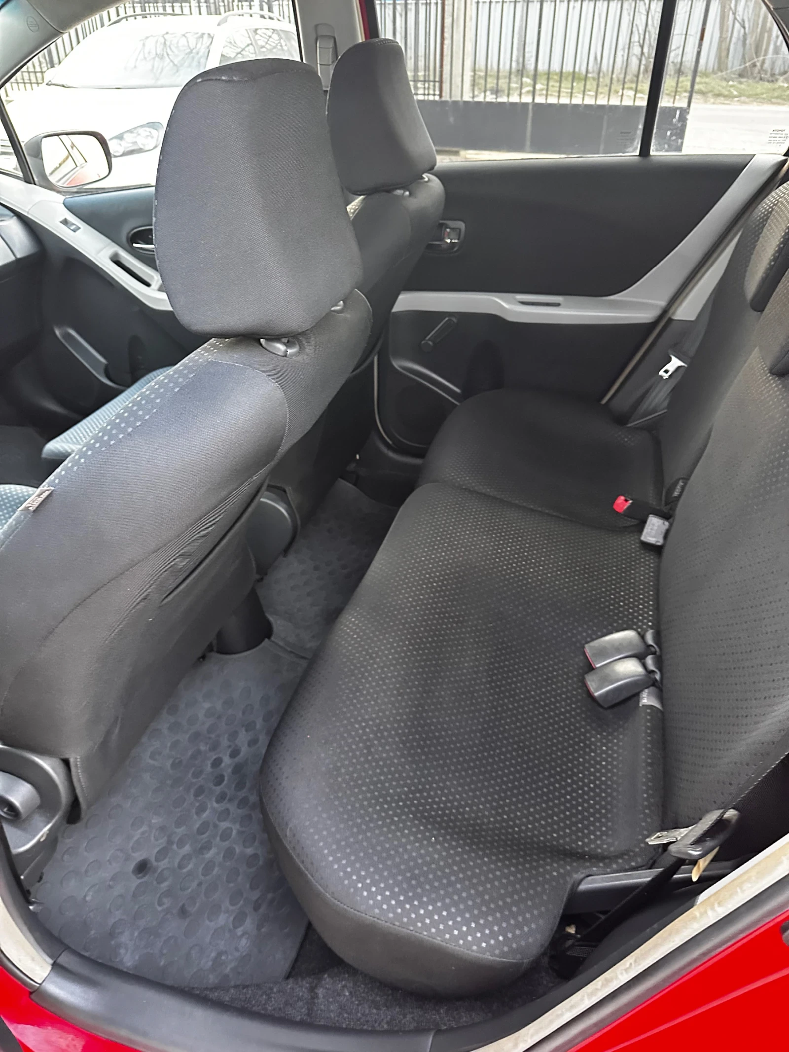 Toyota Yaris 1.33 VVTI | Mobile.bg � ����������� 8