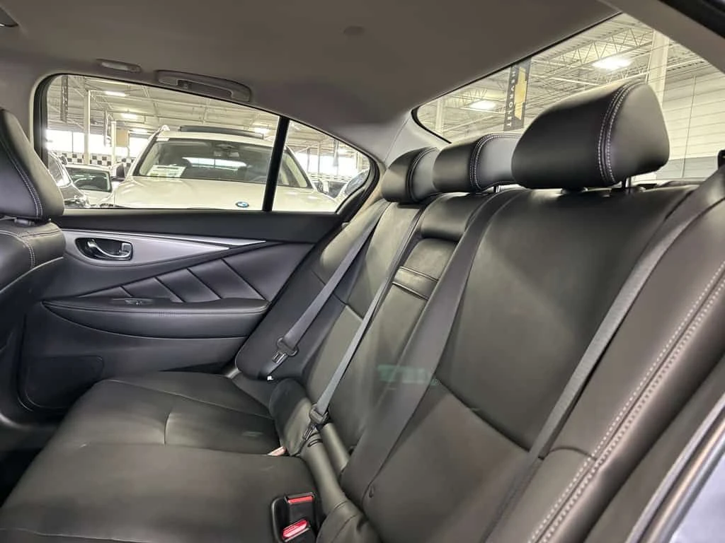 Infiniti Q50 V6 BITURBO| BOSE| 360 КАМЕРИ| ФИКСИРАНА ЦЕНА ДО БГ, снимка 8 - Автомобили и джипове - 53797926