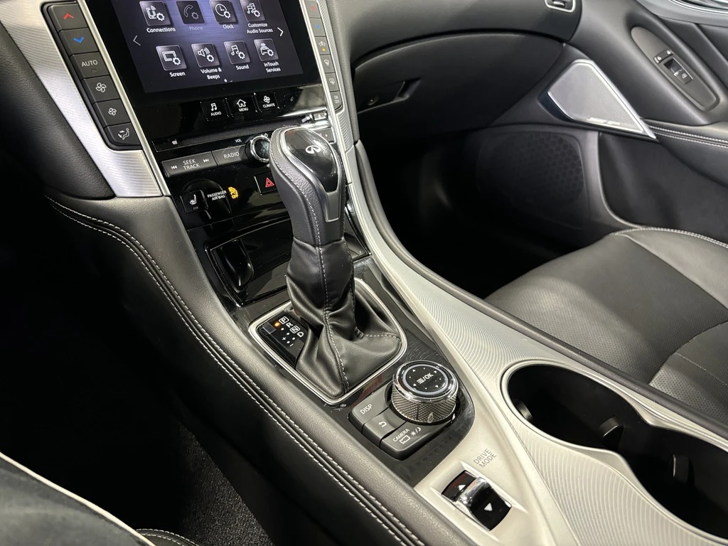 Infiniti Q50 V6 BITURBO| BOSE| 360 КАМЕРИ| ФИКСИРАНА ЦЕНА ДО БГ, снимка 17 - Автомобили и джипове - 53797926