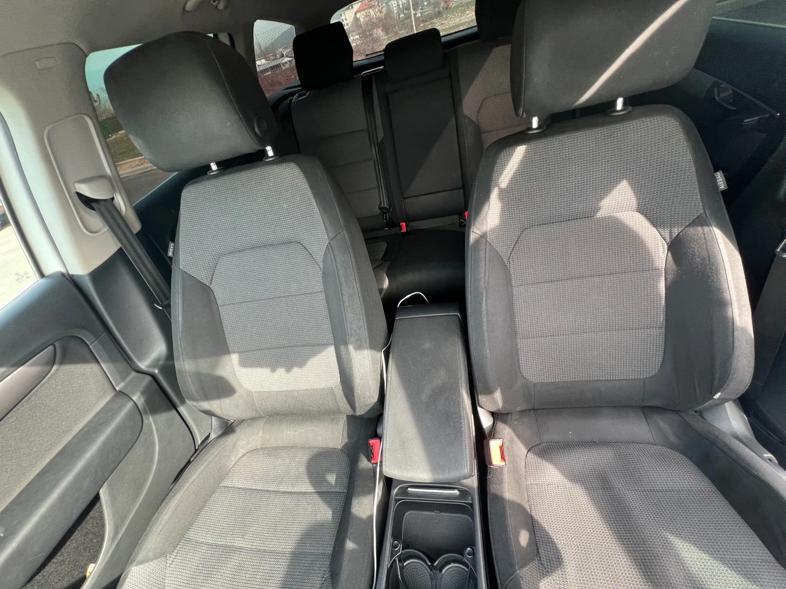 VW Passat, снимка 12 - Автомобили и джипове - 53818343