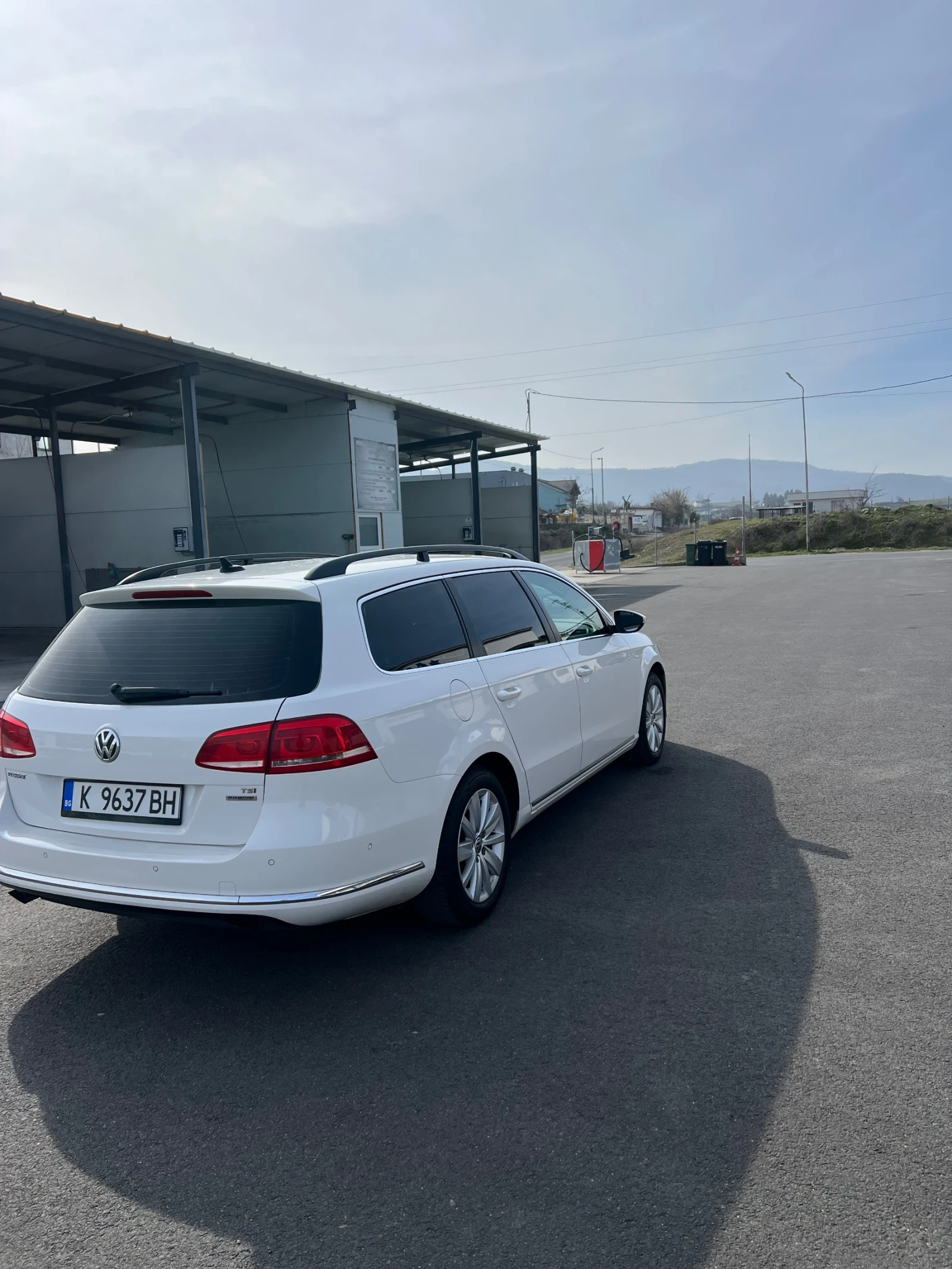 VW Passat, снимка 5 - Автомобили и джипове - 53818343