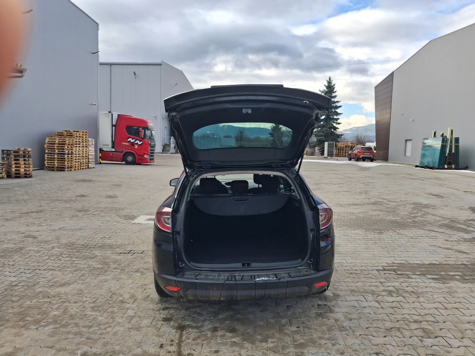 Renault Megane, снимка 4 - Автомобили и джипове - 53962468