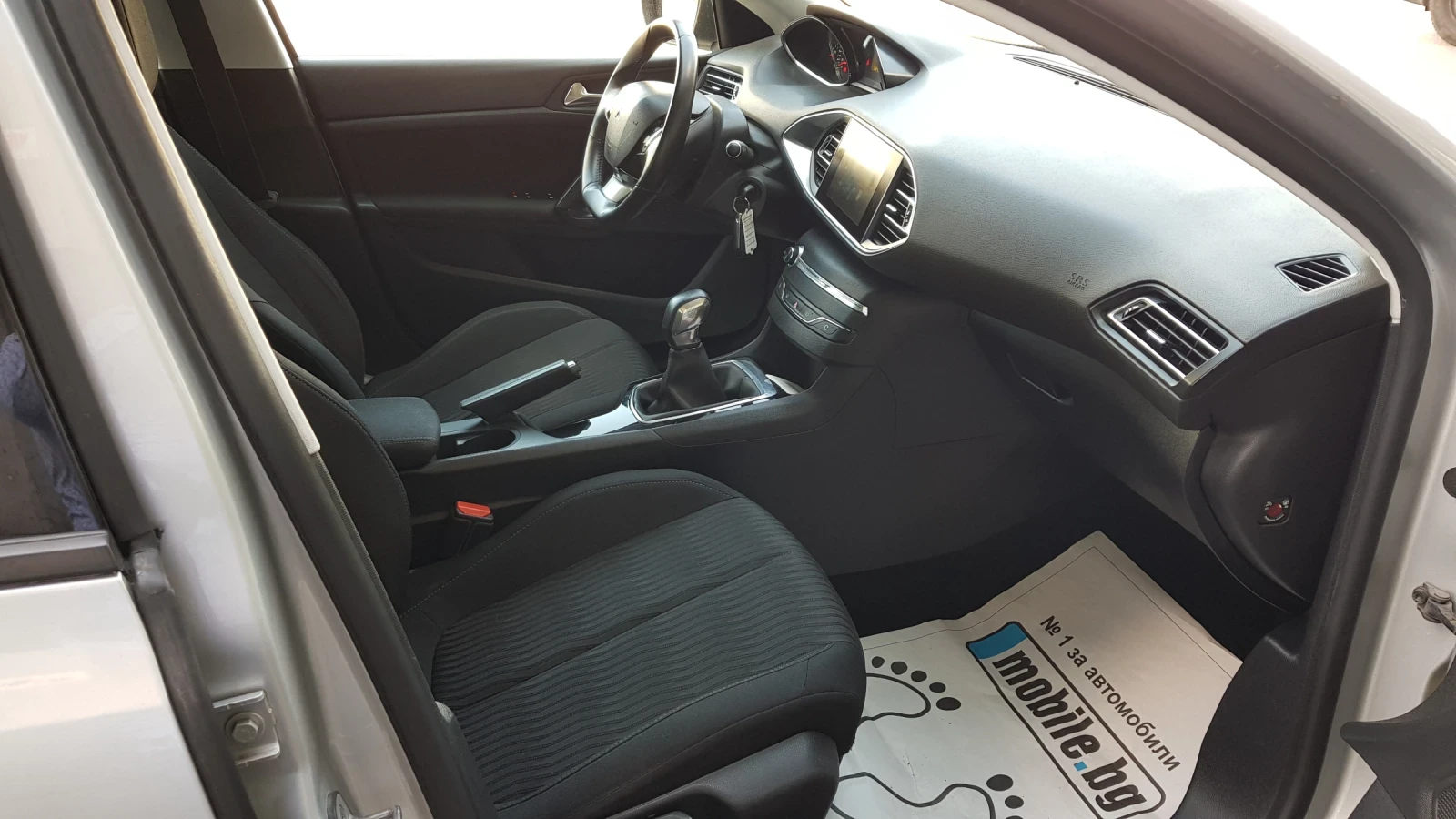 Peugeot 308 ХЕЧБЕК ДИЗЕЛ, снимка 9 - Автомобили и джипове - 54184618