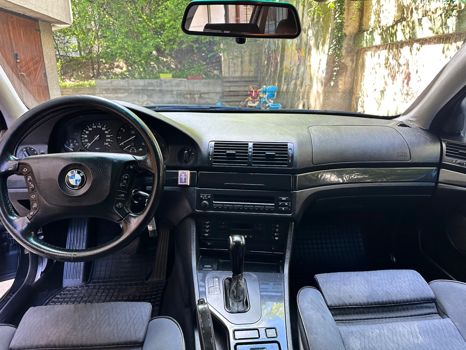BMW 525, снимка 7 - Автомобили и джипове - 54556116