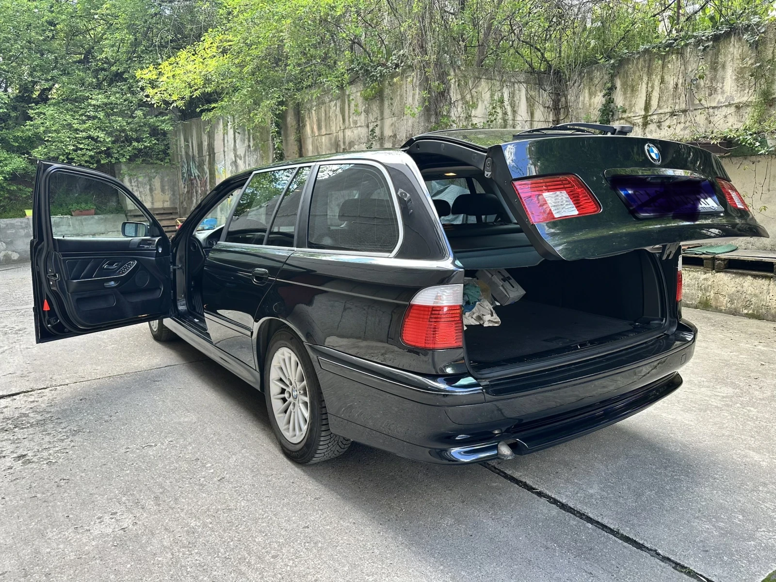 BMW 525, снимка 2 - Автомобили и джипове - 54556116