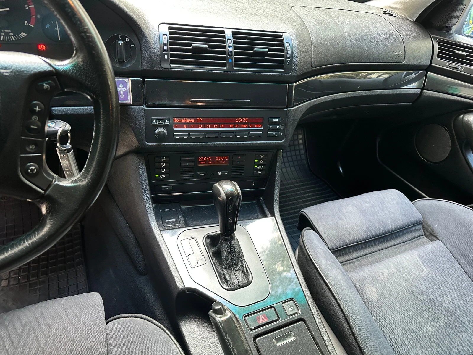 BMW 525, снимка 12 - Автомобили и джипове - 54556116