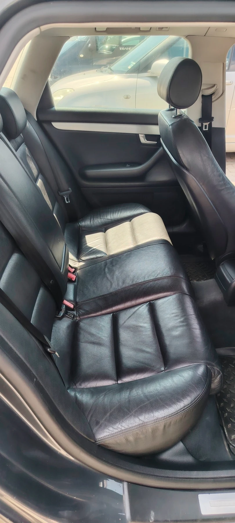 Audi A4, снимка 15 - Автомобили и джипове - 54681210