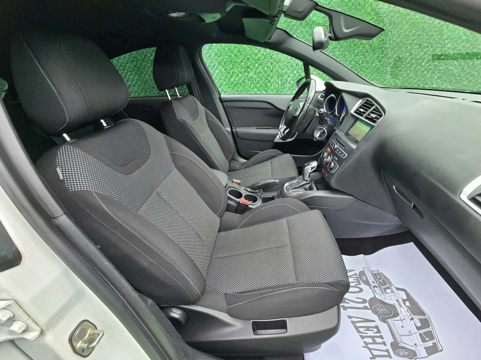 DS DS 4 1.6BlueHDI* 120кс* EU-6* FACE LIFT* AUTOMATIC, снимка 11 - Автомобили и джипове - 54782314