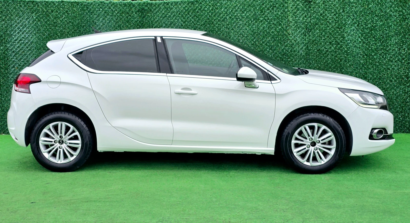 DS DS 4 1.6BlueHDI* 120кс* EU-6* FACE LIFT* AUTOMATIC, снимка 4 - Автомобили и джипове - 54782314