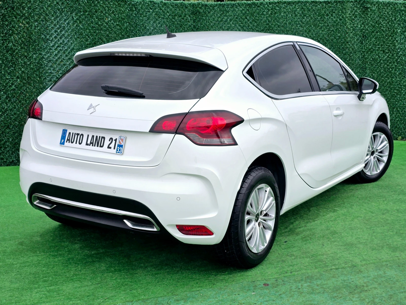 DS DS 4 1.6BlueHDI* 120кс* EU-6* FACE LIFT* AUTOMATIC, снимка 5 - Автомобили и джипове - 54782314