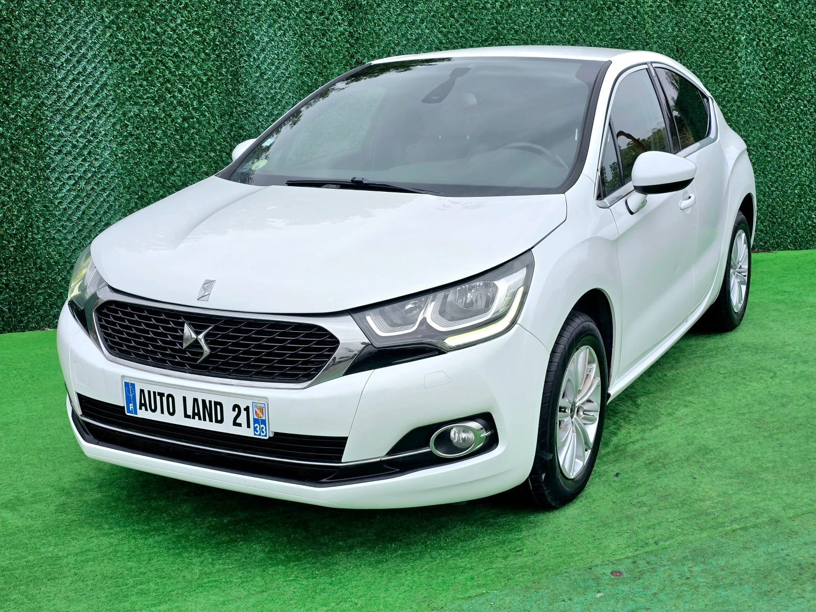 DS DS 4 1.6BlueHDI* 120кс* EU-6* FACE LIFT* AUTOMATIC, снимка 2 - Автомобили и джипове - 54782314