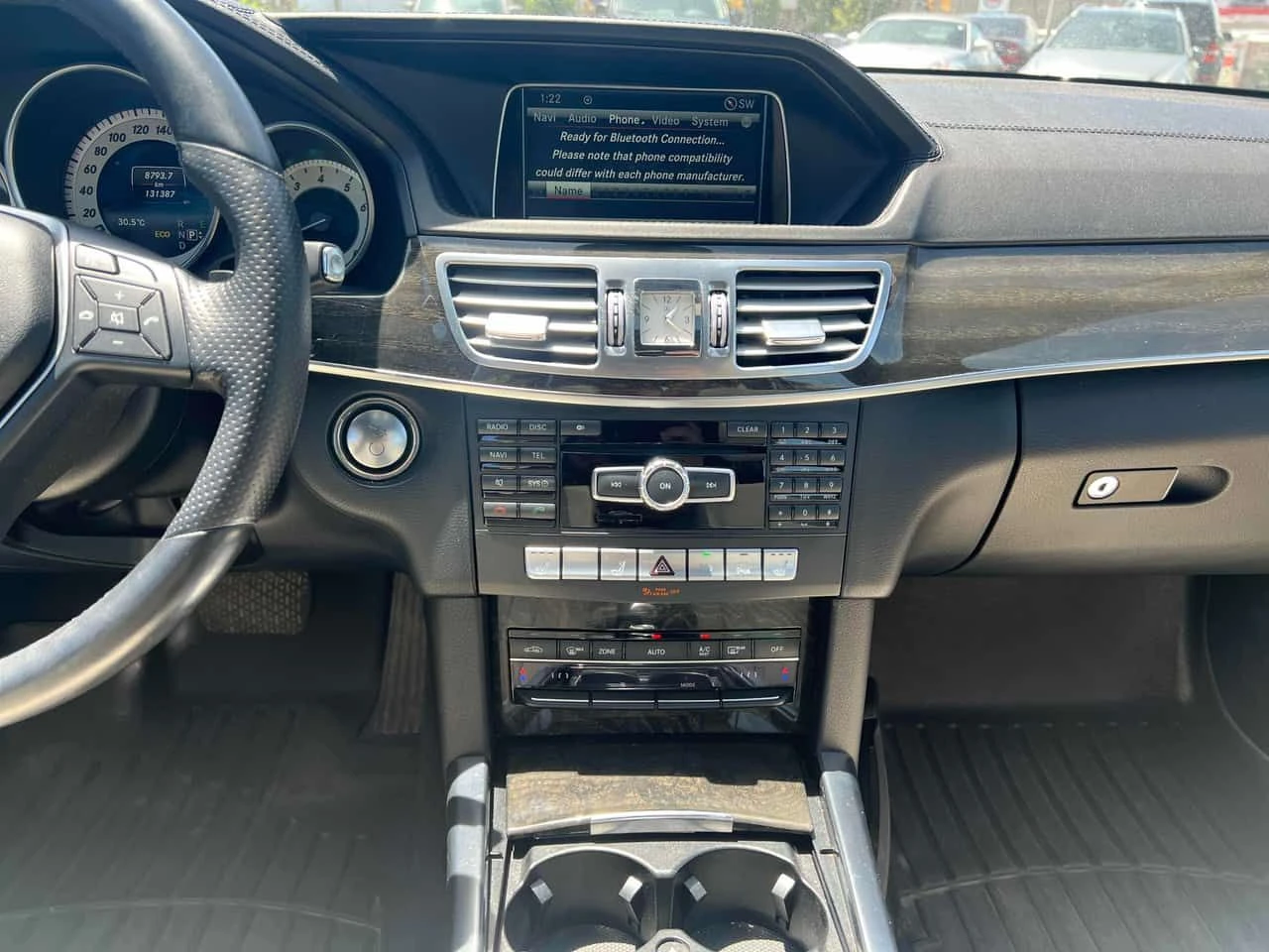 Mercedes-Benz E 350 * CARFAX * ЦЕНА ДО БГ, снимка 9 - Автомобили и джипове - 54869580