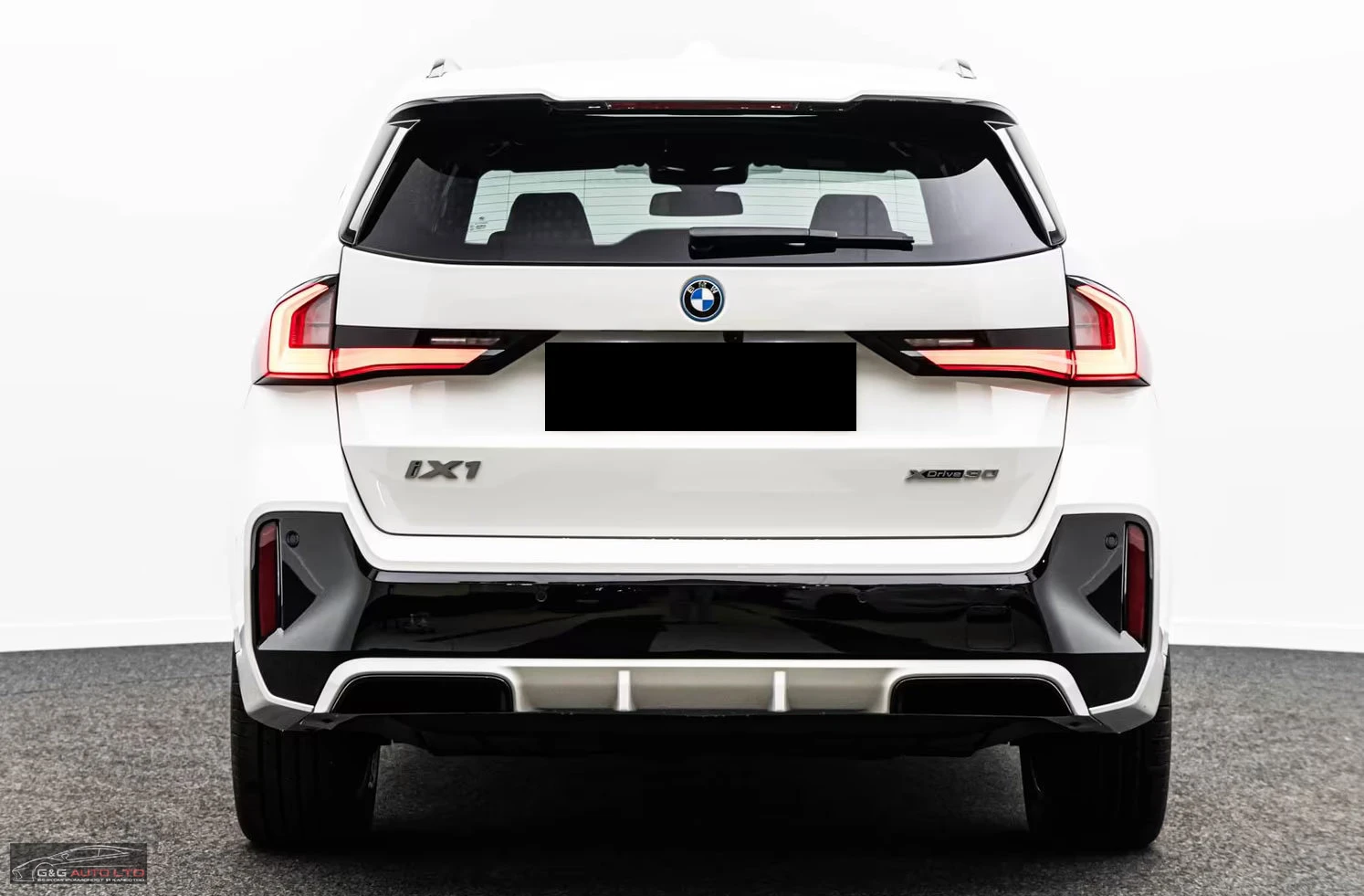 BMW iX1 30/xDRIVE/313HP/MSPORT/SHADOW/360/HI-FI/LED/527z, снимка 9 - Автомобили и джипове - 55136639
