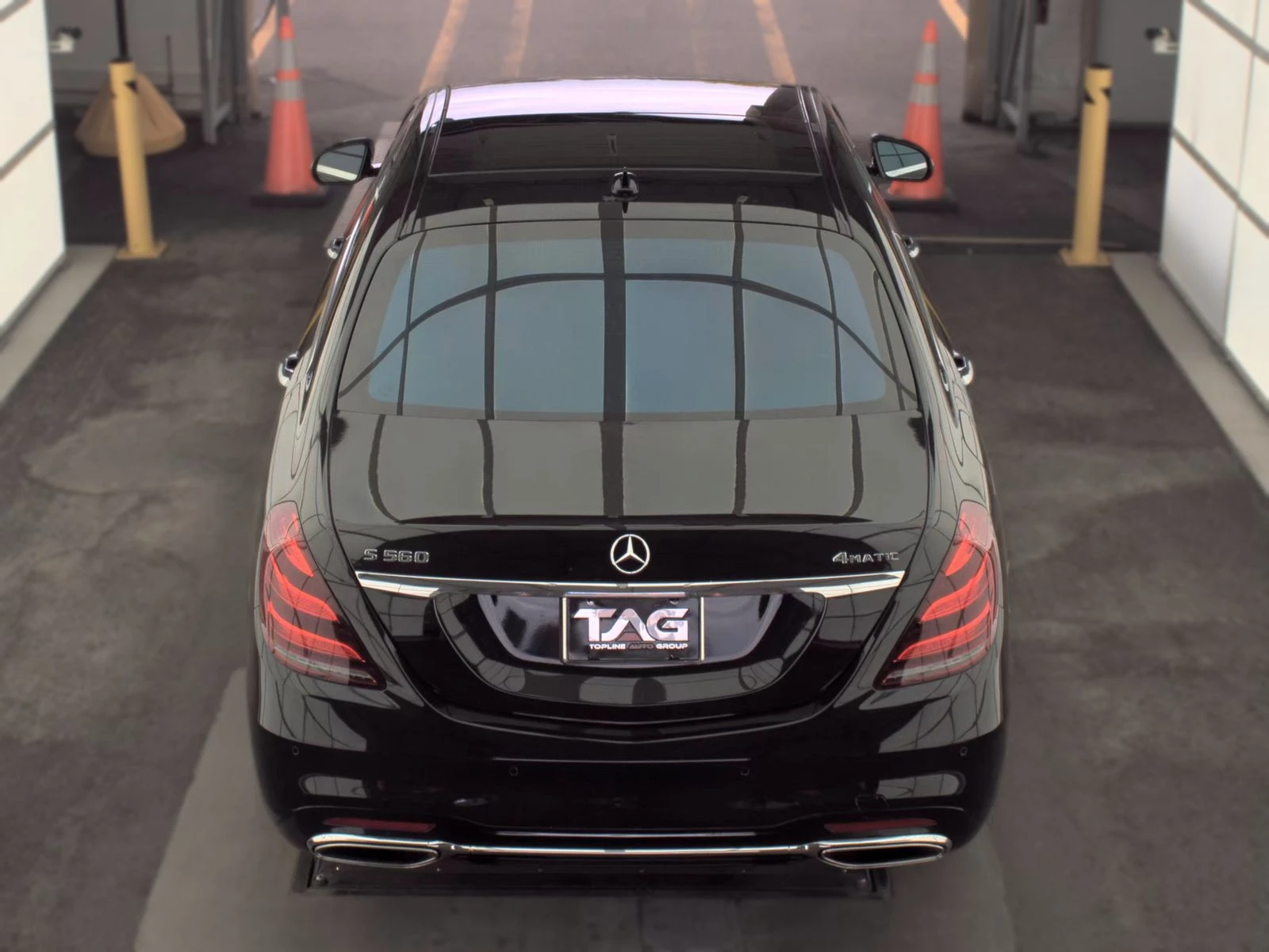 Mercedes-Benz S 560 AMG PK* МАСАЖ* ОБДУХ* DIS* 360* КРАЙНА ЦЕНА, снимка 5 - Автомобили и джипове - 55147254