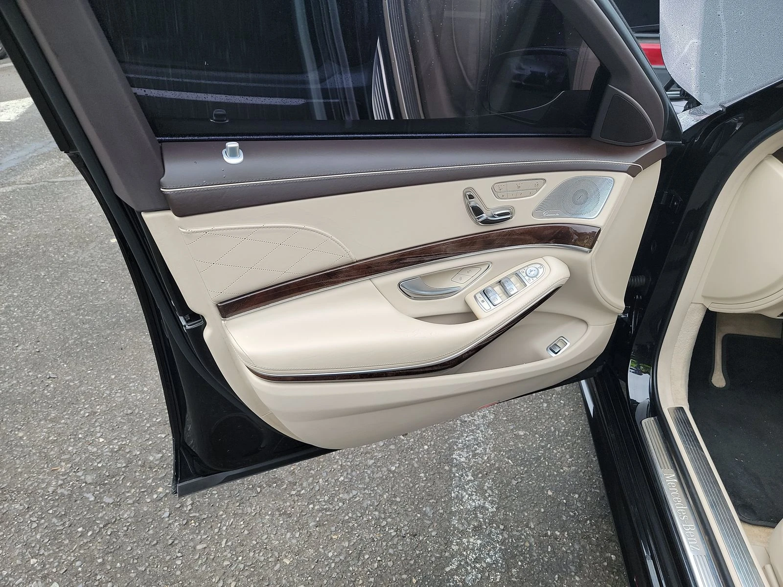 Mercedes-Benz S 560 AMG PK* МАСАЖ* ОБДУХ* DIS* 360* КРАЙНА ЦЕНА, снимка 12 - Автомобили и джипове - 55147254