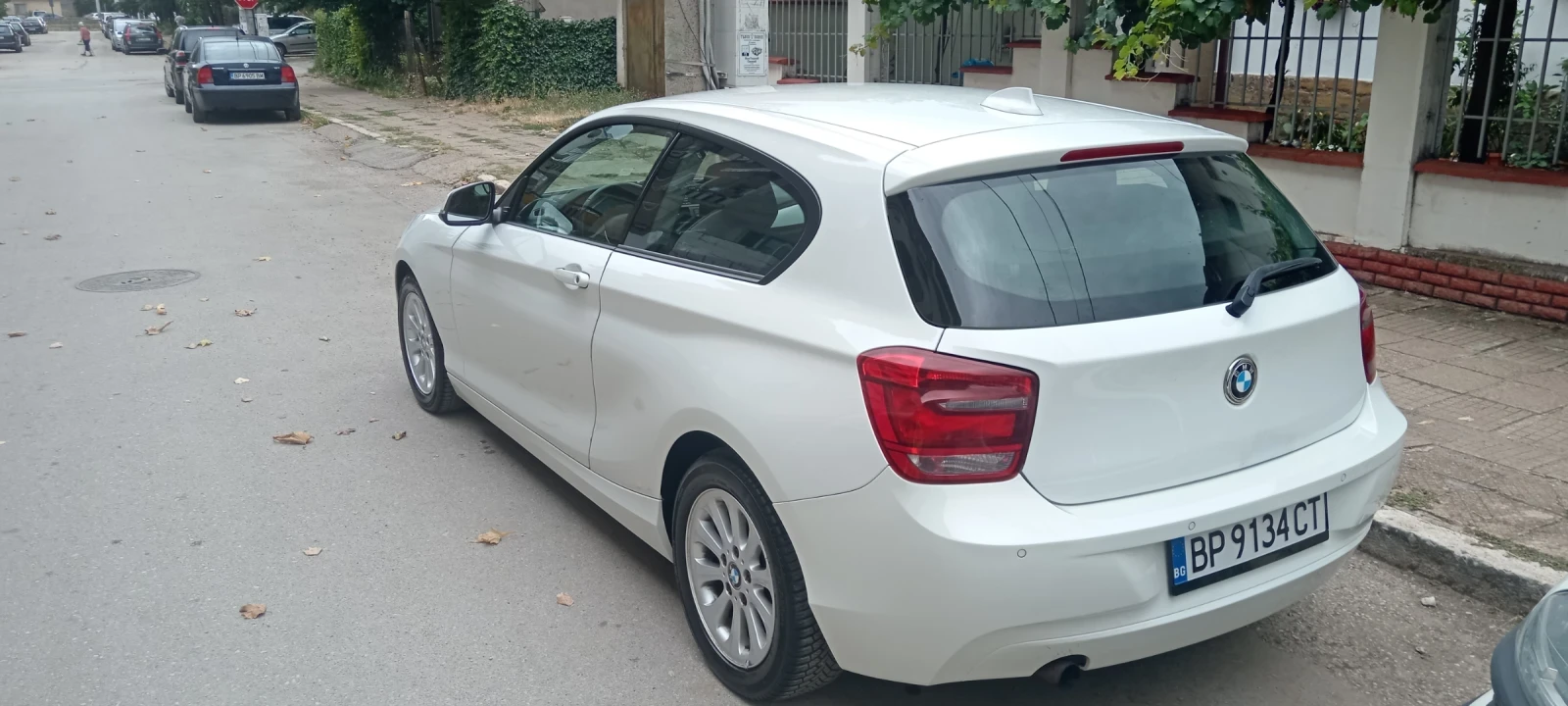 BMW 114, снимка 2 - Автомобили и джипове - 55375673