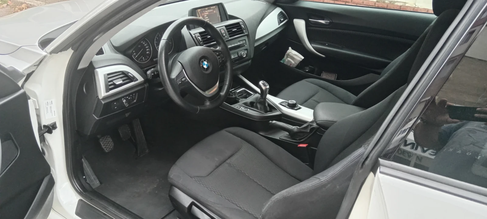 BMW 114, снимка 9 - Автомобили и джипове - 55375673