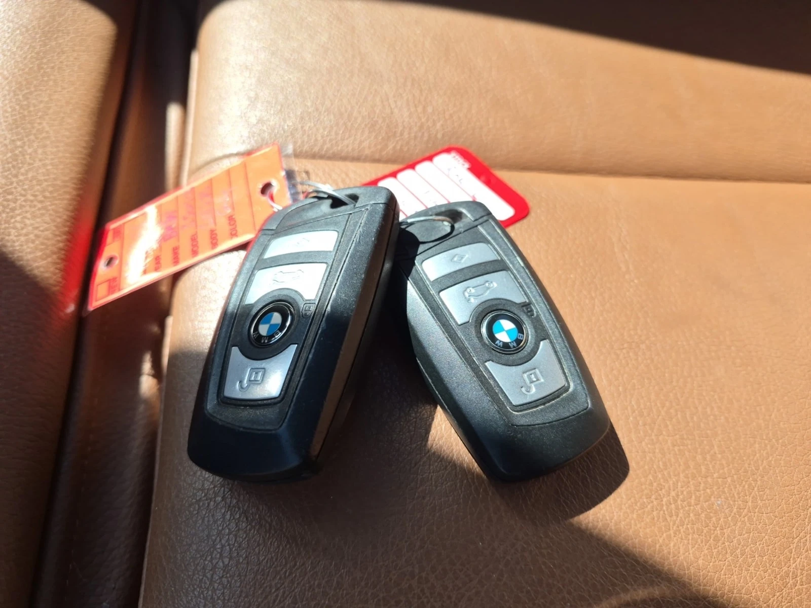 BMW 330 * 330E* CARFAX* АВТОКРЕДИТ БЕЗ ПЪРВОНАЧАЛНА ВНОСКА, снимка 8 - Автомобили и джипове - 55884438