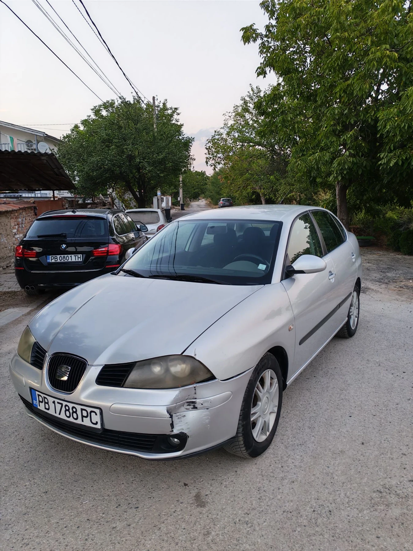 Seat Cordoba, снимка 4 - Автомобили и джипове - 56011533