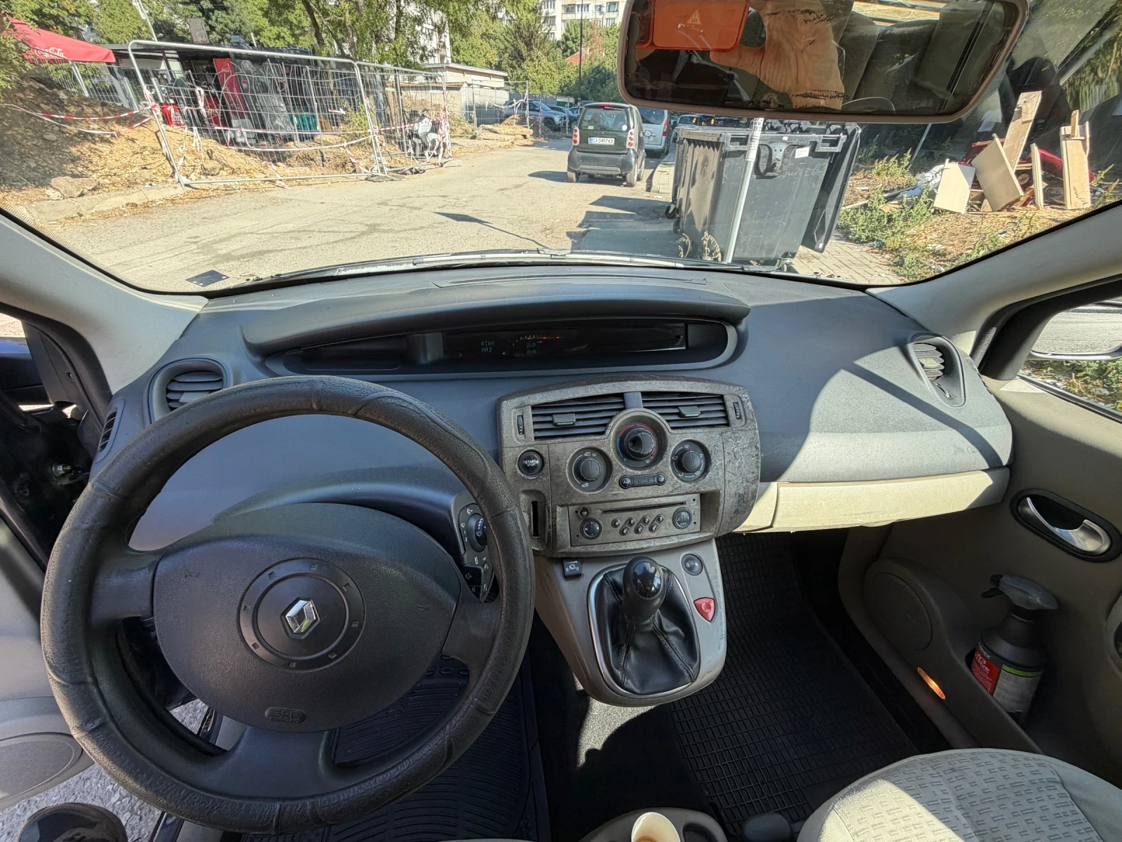 Renault Scenic 1.6 бензин / МЕТАН, снимка 8 - Автомобили и джипове - 56125830