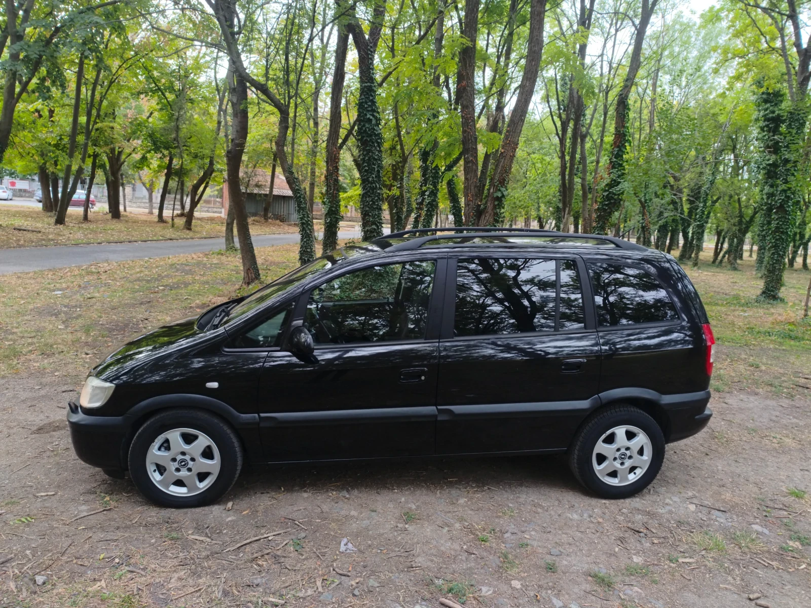 Opel Zafira 2.2 ФЕЙСЛИФТ, снимка 8 - Автомобили и джипове - 56227304