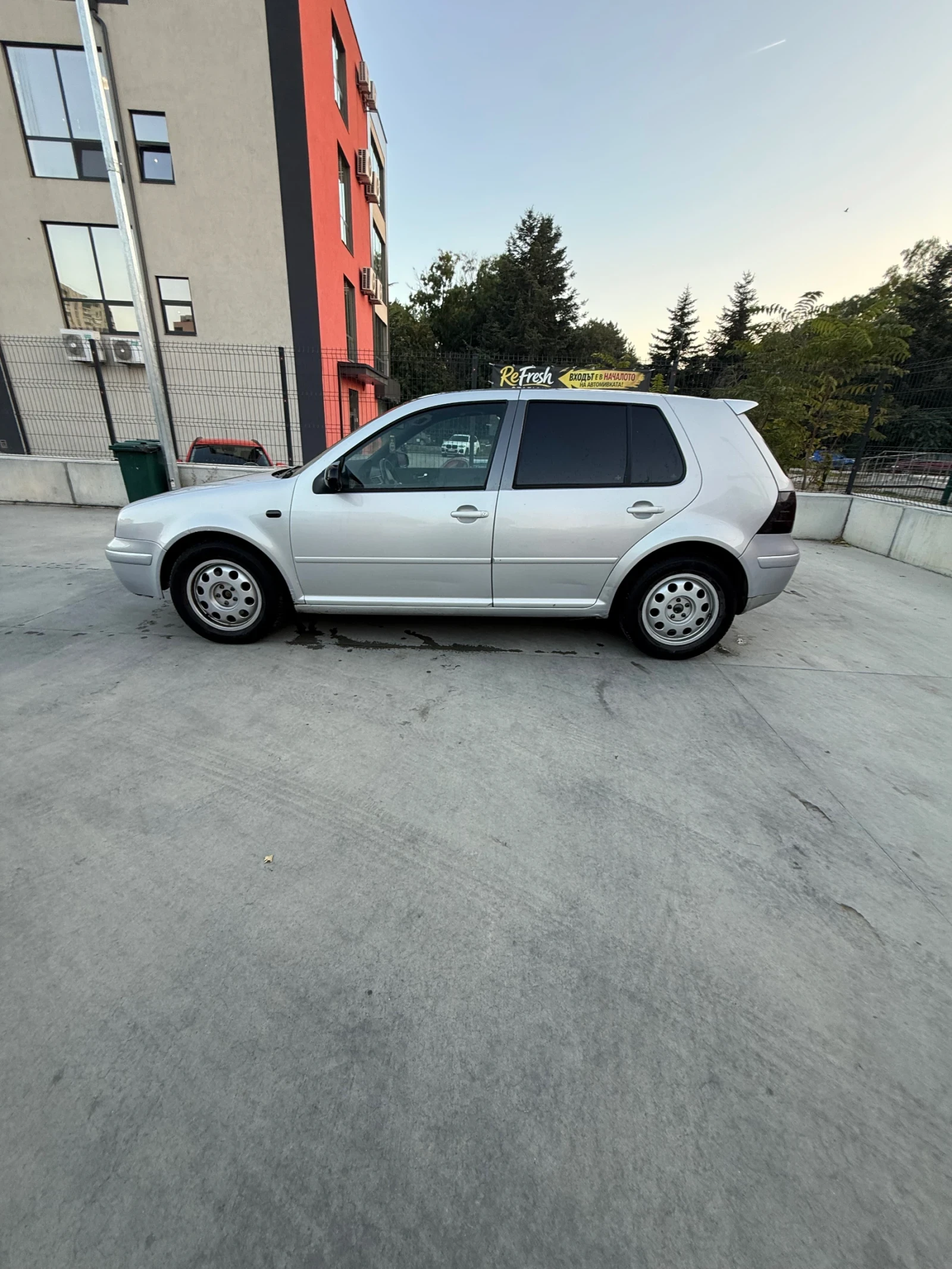 VW Golf, снимка 3 - Автомобили и джипове - 56350977