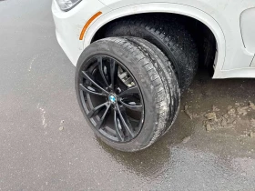 BMW X5 xDrive35i/CARFAX/ПАНОРАМА/360/ВТОРИ ГУМИ И ДЖАНТИ, снимка 6