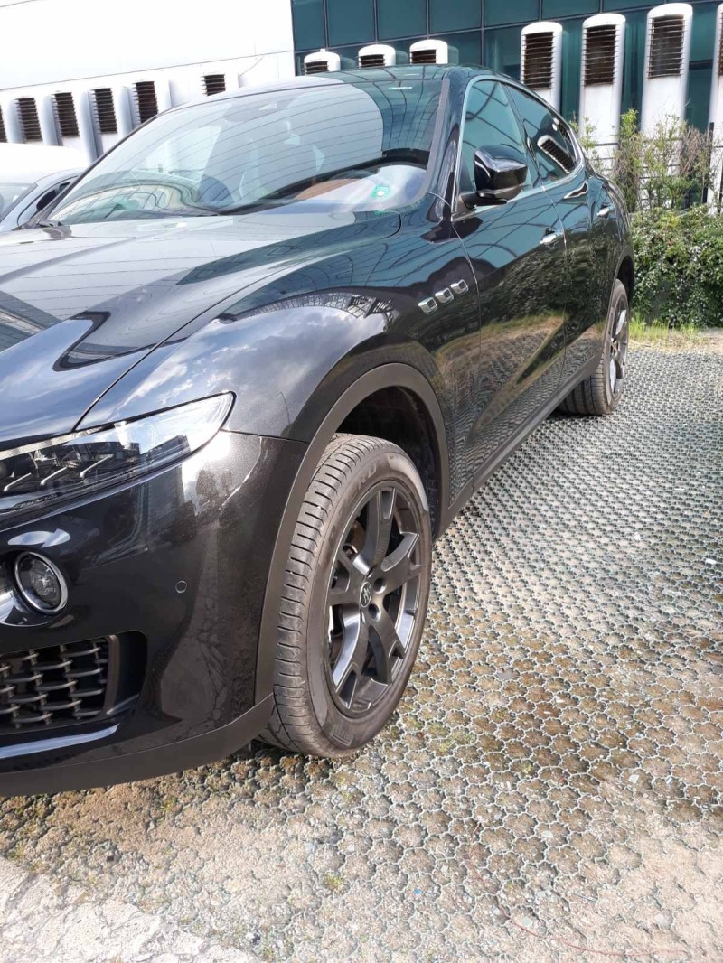Maserati Levante, снимка 3 - Автомобили и джипове - 45521133