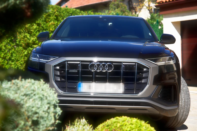 Audi Q8 S LINE, снимка 2 - Автомобили и джипове - 47413005