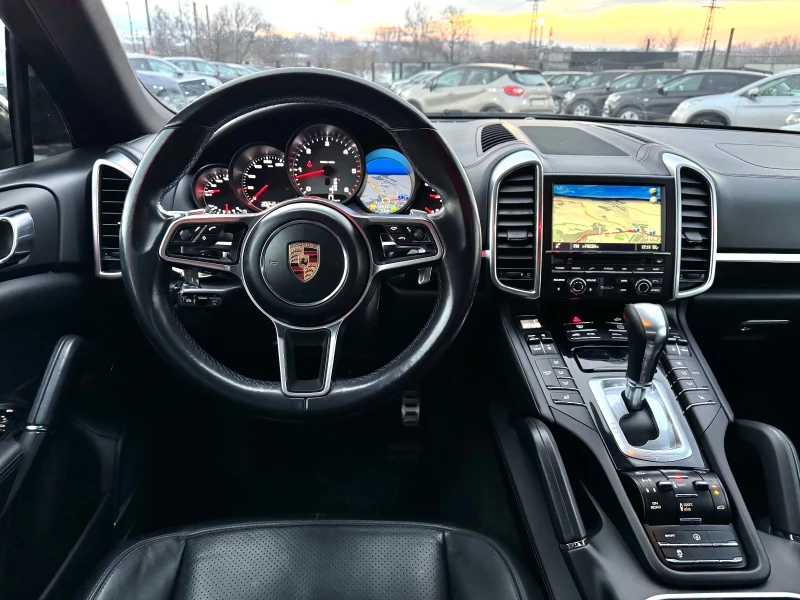 Porsche Cayenne S-4.2D-V8-MATRIX-ПАНОРАМА-ПОДГРЕВ-DISTRONIC, снимка 10 - Автомобили и джипове - 48484718