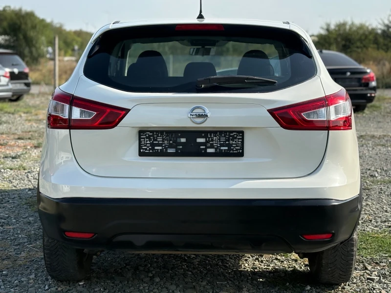 Nissan Qashqai, снимка 4 - Автомобили и джипове - 49723697