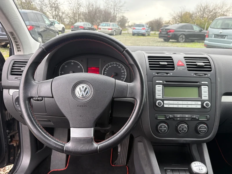 VW Golf, снимка 9 - Автомобили и джипове - 49723697