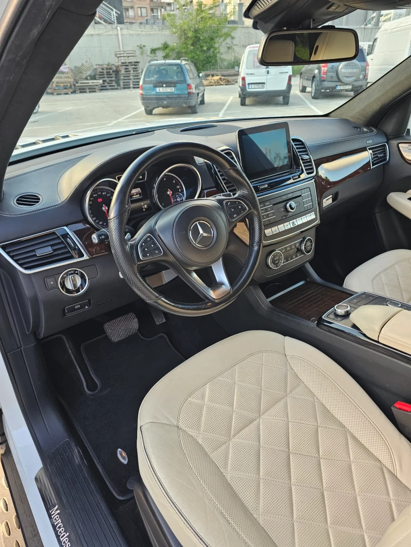 Mercedes-Benz GLS 350, снимка 8 - Автомобили и джипове - 52299772