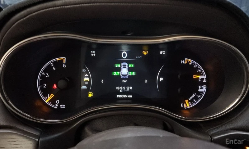 Jeep Grand cherokee, снимка 8 - Автомобили и джипове - 52822580