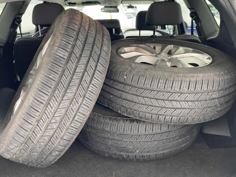 Hyundai Santa fe * Essential * CARFAX * ЦЕНА ДО БГ, снимка 14 - Автомобили и джипове - 52908071