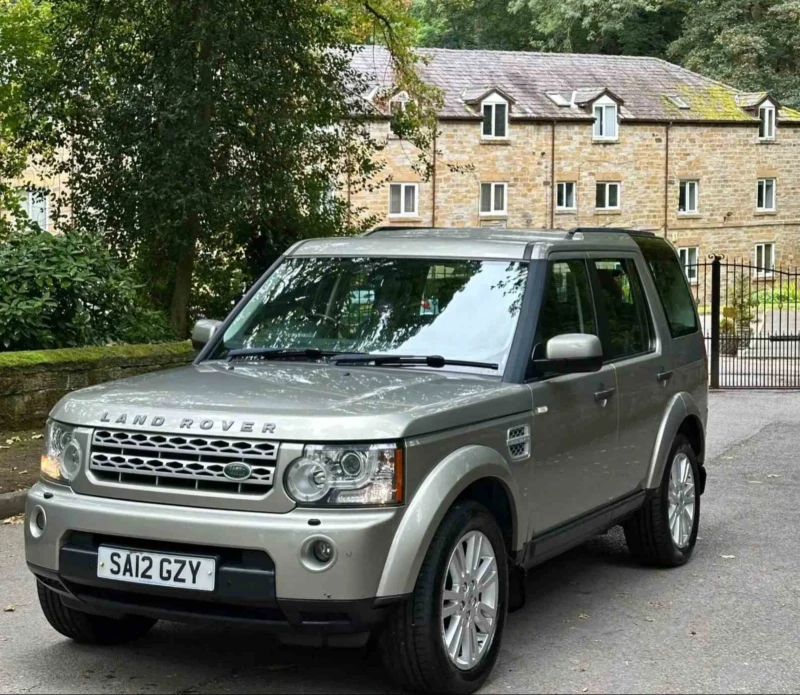 Land Rover Discovery 3.0D V6 256HP 8ZF, снимка 2 - Автомобили и джипове - 53061026