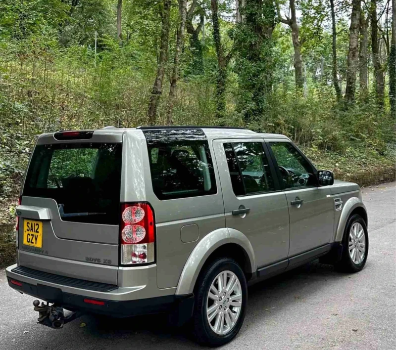 Land Rover Discovery 3.0D V6 256HP 8ZF, снимка 6 - Автомобили и джипове - 53061026