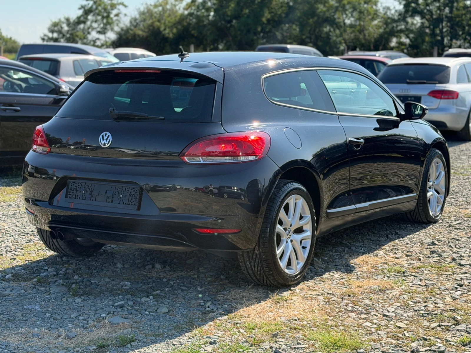 VW Scirocco 2.0TDI, снимка 5 - Автомобили и джипове - 49723697