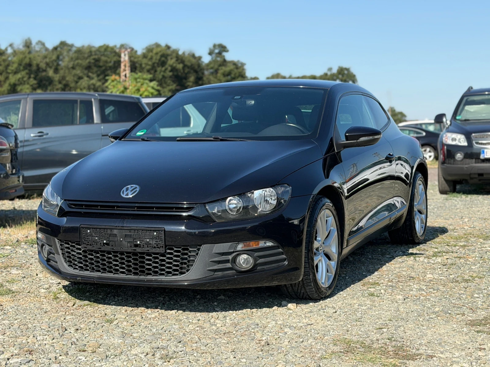 VW Scirocco 2.0TDI, снимка 2 - Автомобили и джипове - 49723697
