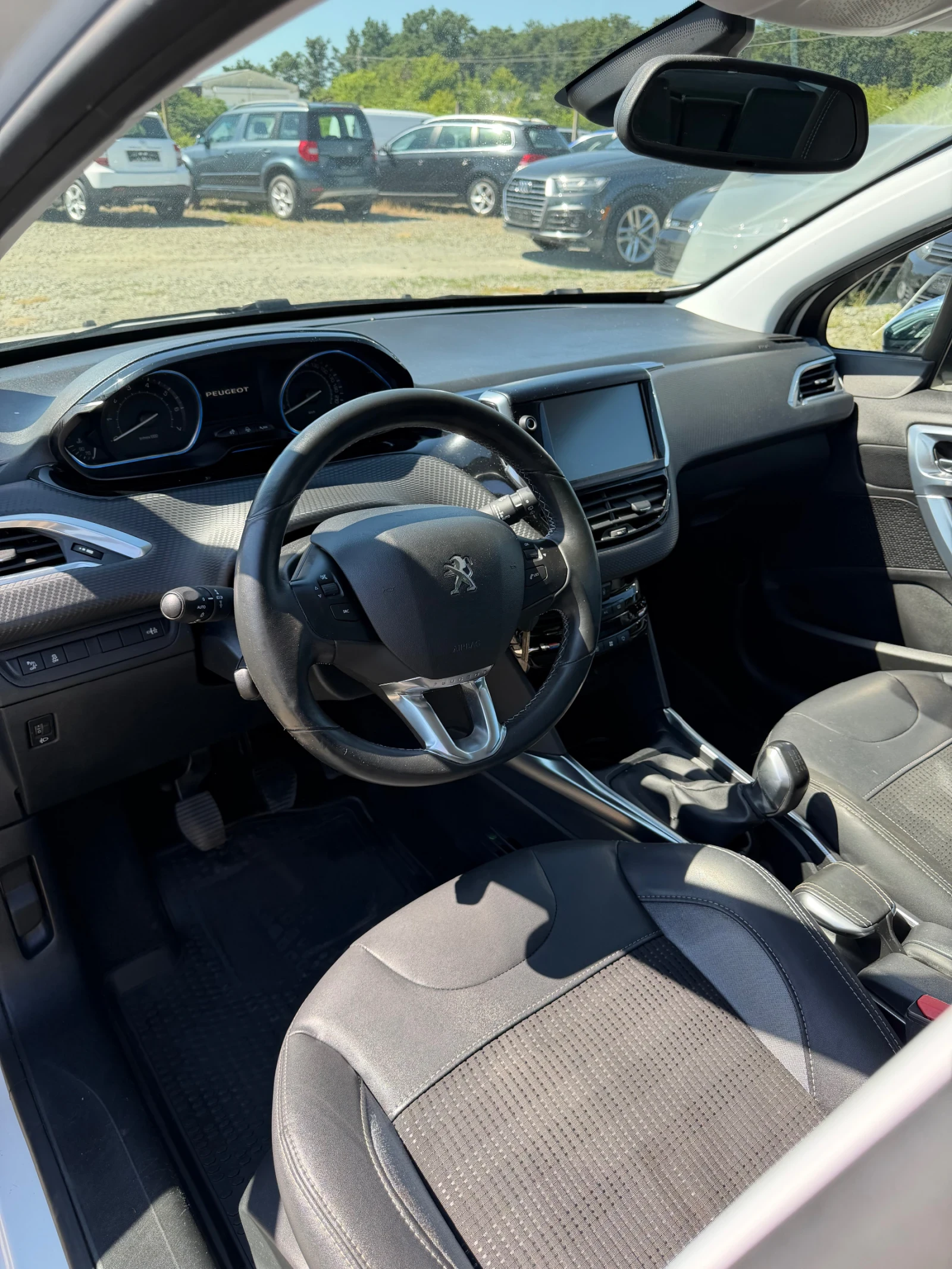 Peugeot 2008, снимка 7 - Автомобили и джипове - 49723697