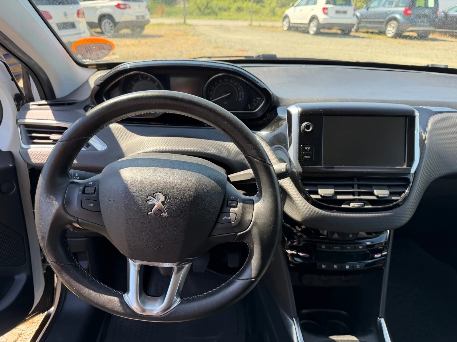 Peugeot 2008, снимка 9 - Автомобили и джипове - 49723697