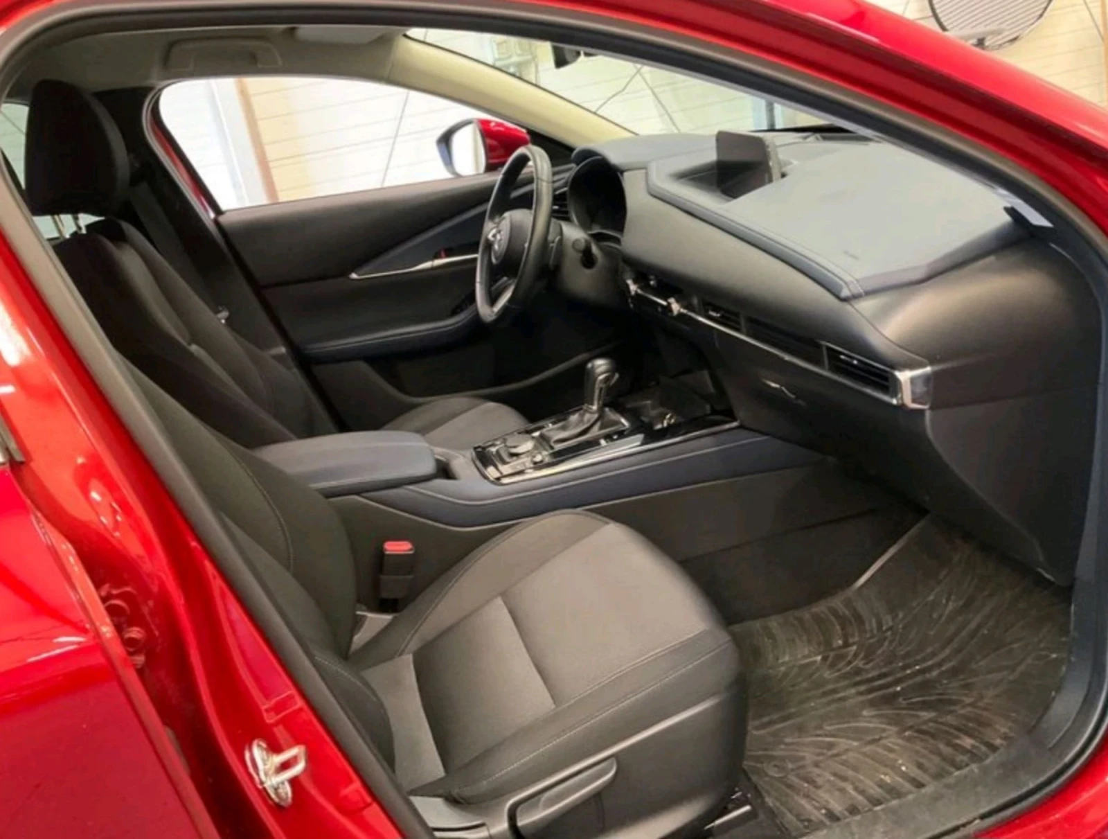 Mazda CX-30 2.0 AWD 4x4 Euro6 - изображение 9