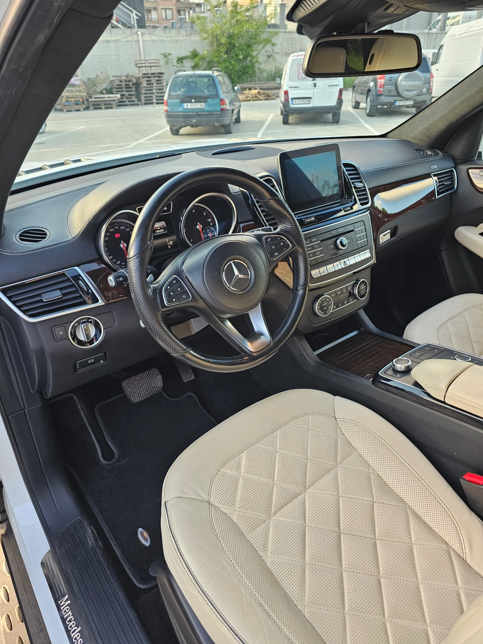 Mercedes-Benz GLS 350  - изображение 8
