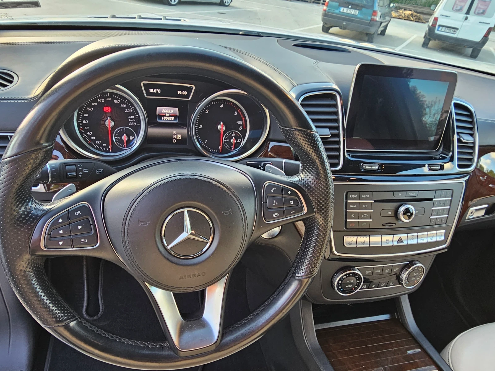 Mercedes-Benz GLS 350  - изображение 9