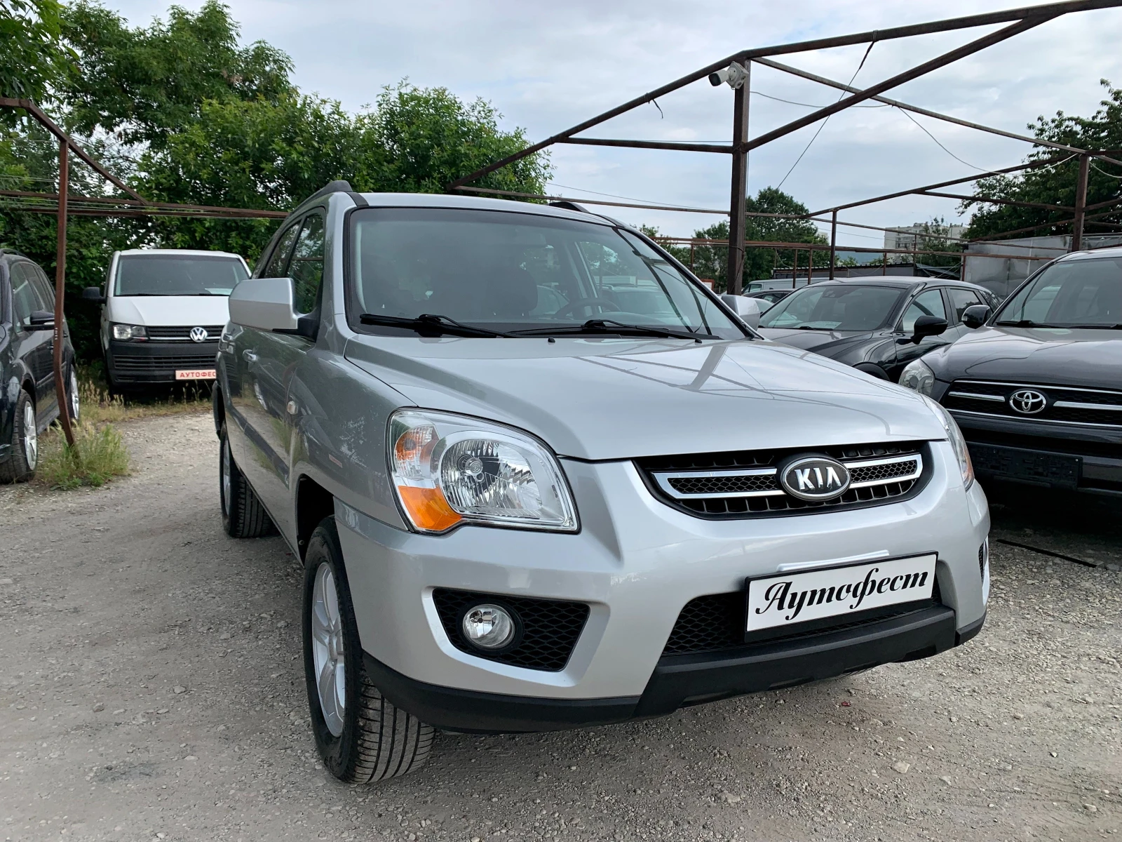 Kia Sportage 2.0i Г.Инжекцион - изображение 2