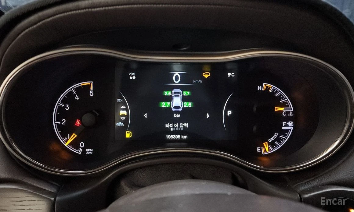 Jeep Grand cherokee  - изображение 8