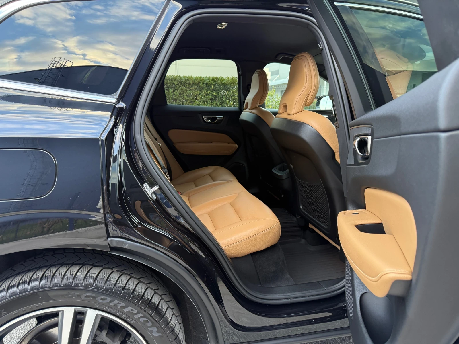 Volvo XC60 2.0/B5/INSCRIPTION/Mild Hybrid/4x4/���.����.���.!! | Mobile.bg � ����������� 11