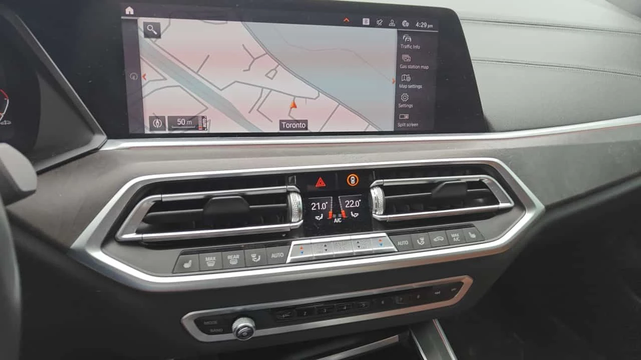 BMW X5 | ЛАЗЕРИ | МАСАЖИ | ВЪЗДУХ | SWAROVSKI | 360 |  , снимка 9 - Автомобили и джипове - 54315723