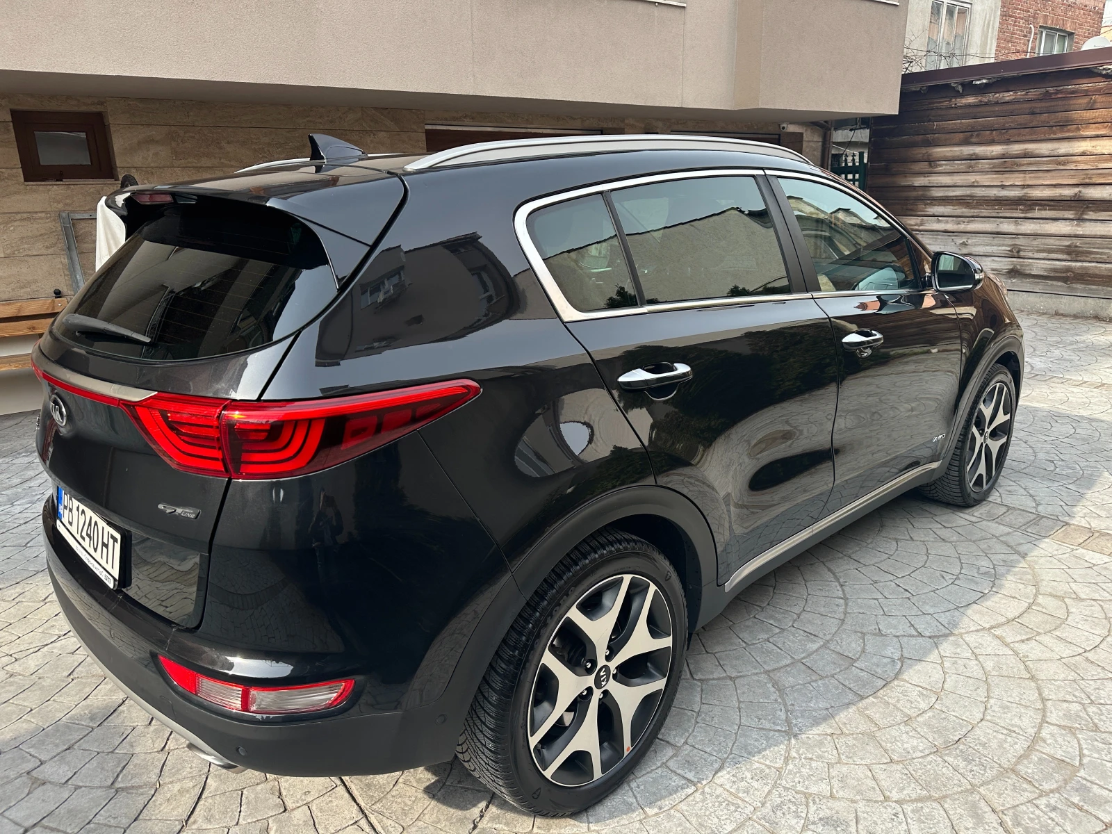 Kia Sportage лек автомобил, снимка 5 - Автомобили и джипове - 54325877