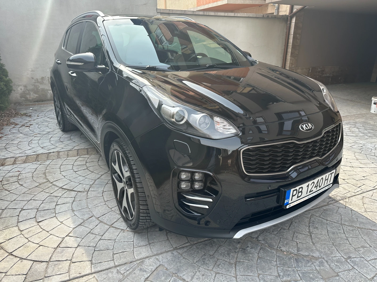 Kia Sportage лек автомобил, снимка 3 - Автомобили и джипове - 54325877